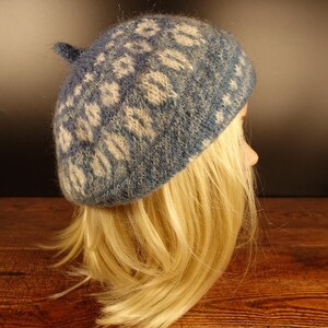 Vintage 100% Pure New Wool Beret Hat Made in Iceland Nordic Fair Isle Taupe Gray Icelandic Hat In Women main image 4