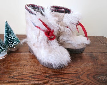 Vintage Scandinavian Children's Kids Boots Reindeer Fur Boots Warm Winter Snow Boots  Size EU 26 Unisex