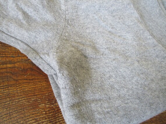 Y2K Vintage Grey Vest Women Wool Blend Sweater Ve… - image 10