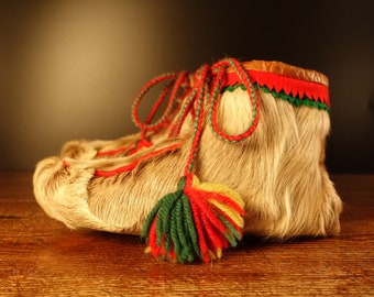 RARE Vintage Saami Lapland Shoes Reindeer Fur Boots Sami Boots Sami Shoes Slippers Mukluks Hand Crafted Finnish Folk Art  Decorative Item