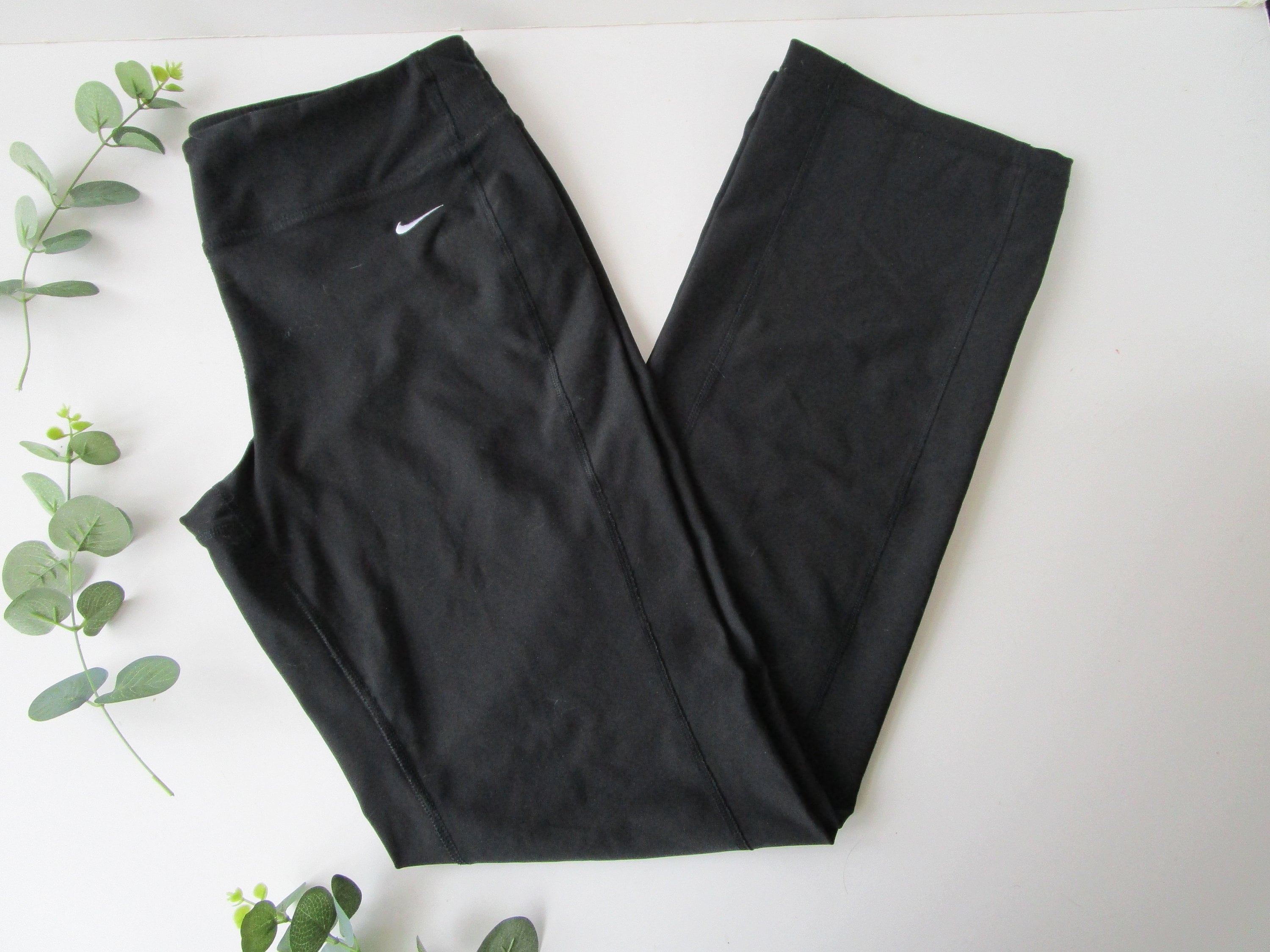 NIKE Womens Capri Tracksuit Trousers UK 10 Small Black Cotton, Vintage &  Second-Hand Clothing Online