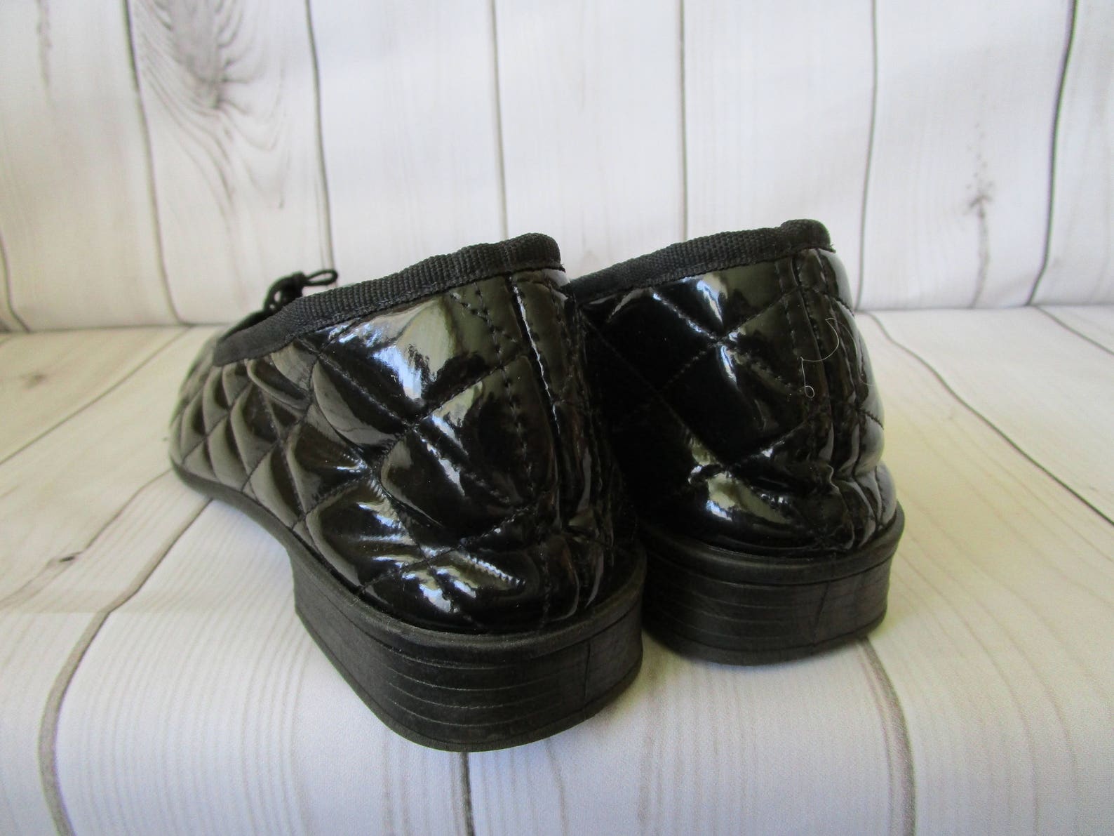 black quilted flat shoes patent leather ballet shoes vintage french shoe original 1980s vintage black quilted court shoes size 8