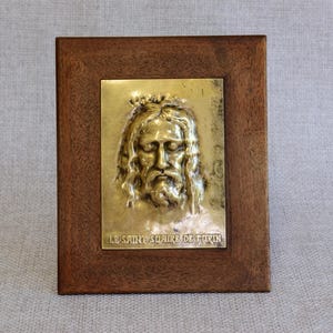 The Holy Shroud of Turin Bronze Sculpture by Auguste COUTIN, 1900s Veronica Veil Shroud Standing Plaque, Jesus Christ