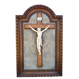 19&quot; Antique Hand Carved Wall Crucifix Religious Wood Cross Frame