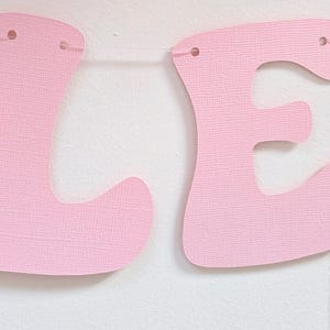 Due graziosi striscioni personalizzati per il secondo compleanno delle bambine, ideali come regalo memorabile Pink card