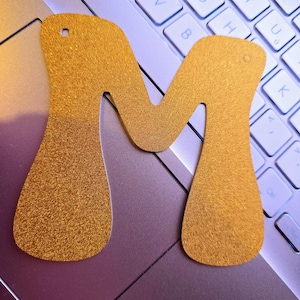 Due graziosi striscioni personalizzati per il secondo compleanno delle bambine, ideali come regalo memorabile Gold glitter card