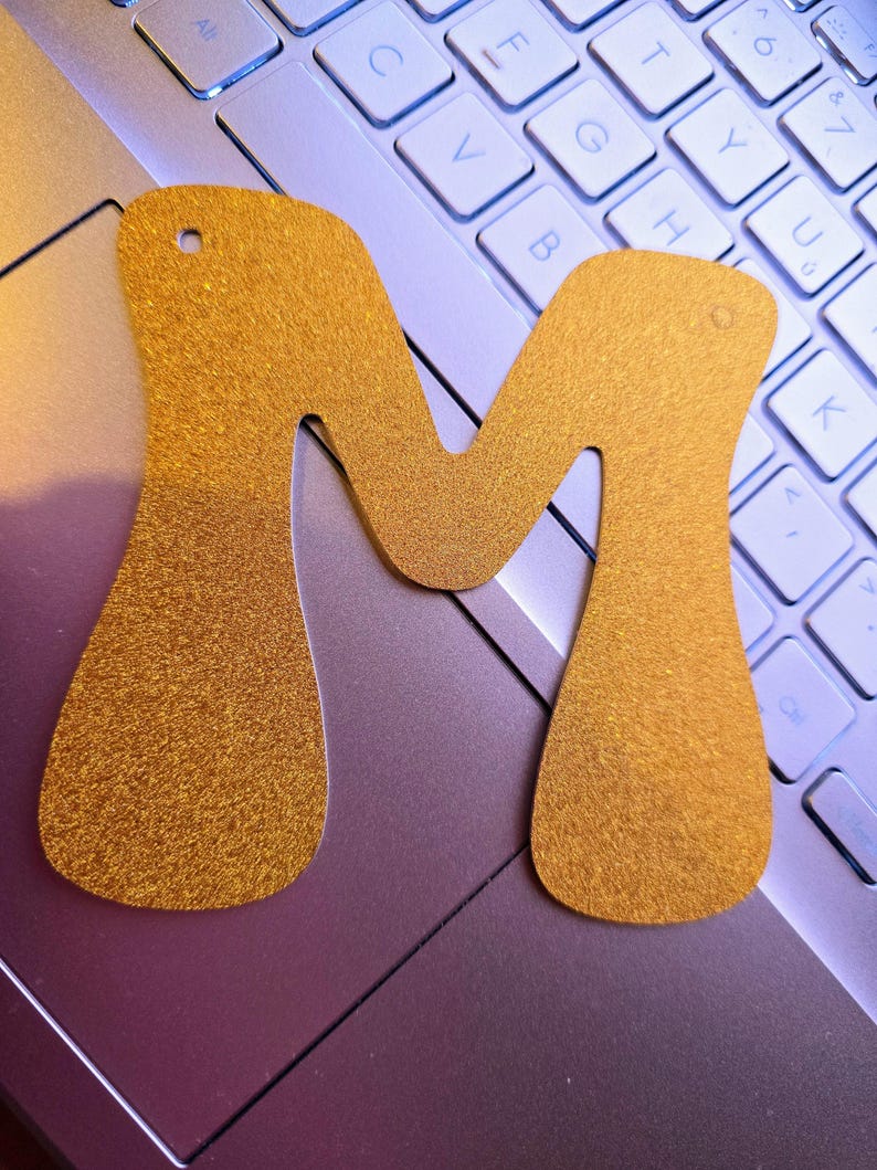 Due graziosi striscioni personalizzati per il secondo compleanno delle bambine, ideali come regalo memorabile Gold glitter card