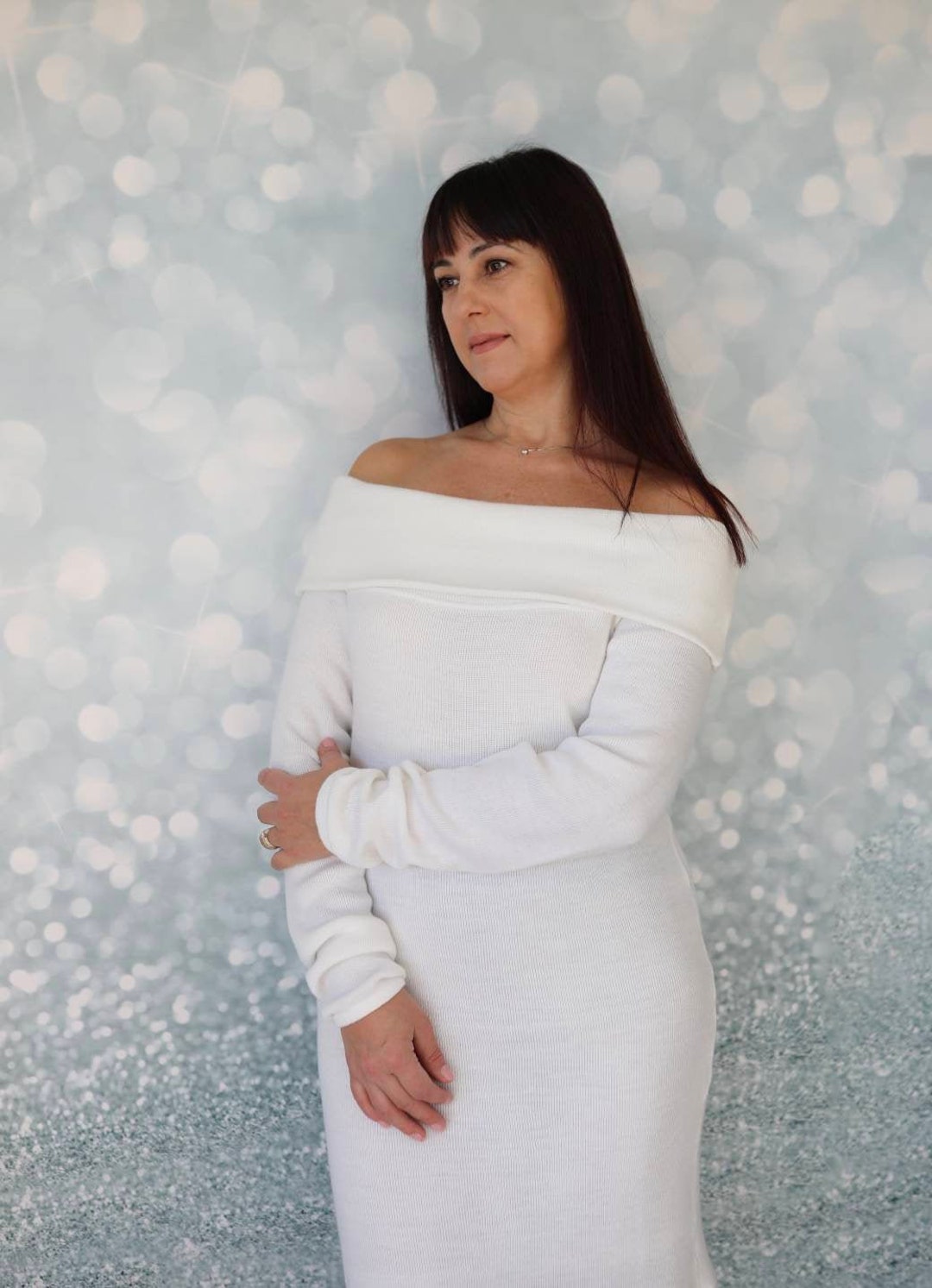 Abito In Maglia Bianco Collo A Barca Maniche Lunghe, Abito Spalle