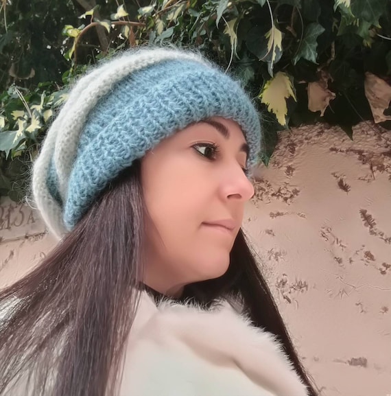 Cappello bicolore bianco celeste fatto a manocappello fatto | Etsy Italia