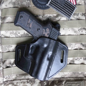 Fits Sig Sauer P220 Carry with 3.9&quot; barrel. Professional Series, With or Without Rail. Also fits M11-A1 and P229.