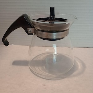 This Vintage Pyrex Corning single cup coffee carafe/tea