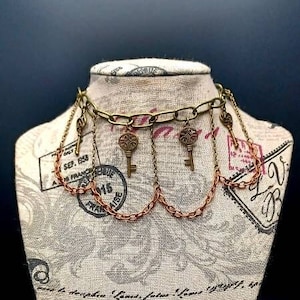steampunk collar, chain collar, chain choker, upcycled jewelry, skeleton key jewelry, bronze jewelry, copper jewelry, festival jewelry