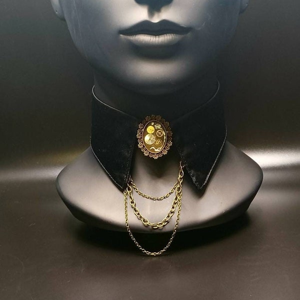 Steampunk collar, gothic collar, decorative collar, steampunk jewelry, goth jewelry, handmade pin, resin jewelry, gear jewelry, unique gift