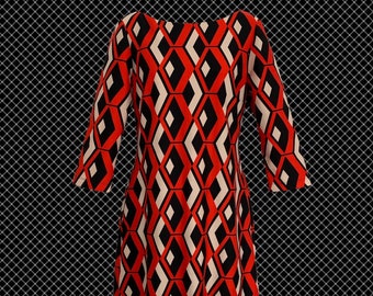 Vintage 90's Dress in Amazing 70's-esque Pattern • Bold Orange, Black and Cream Geometric Pattern • Scoop Neck • 3/4 Sleeves • Plus Pockets!