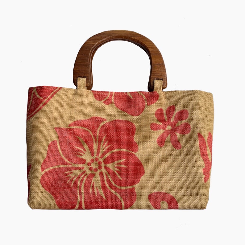 Vintage 90/'s Raffia Straw Bag with Red Flower Print \u2022 Brown Wooden Handles \u2022 Fully Lined wInterior Pocket \u2022 Super Clean Great Condition!