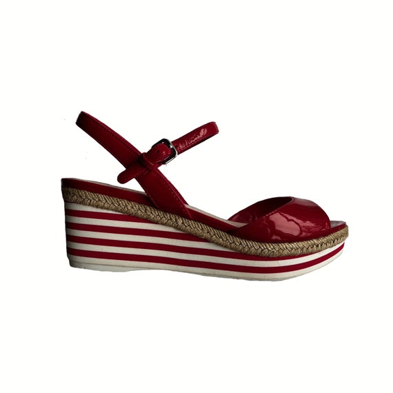 VINTAGE●PRADA●リボン サンダル Yahoo!オークション -「プラダ リボン サンダル」の落札相場