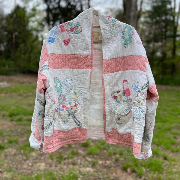 Vintage feed sack Daisy quilt coat/ upcycled coat/ old quilt coat