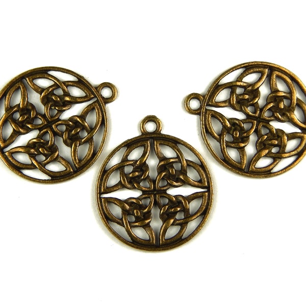 5 Pcs Antique Bronze Triquetra Pendants - Trinity Knot - Celtic - Charms - Bronze - Jewelry Supplies - Craft Supplies - Findings