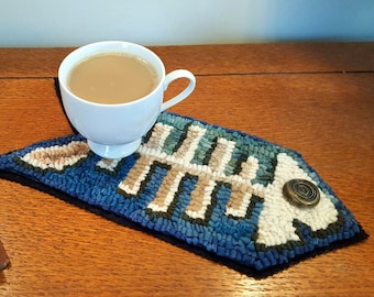 Catch of the Day rug hooking pattern