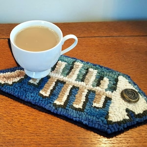 Catch of the Day rug hooking pattern