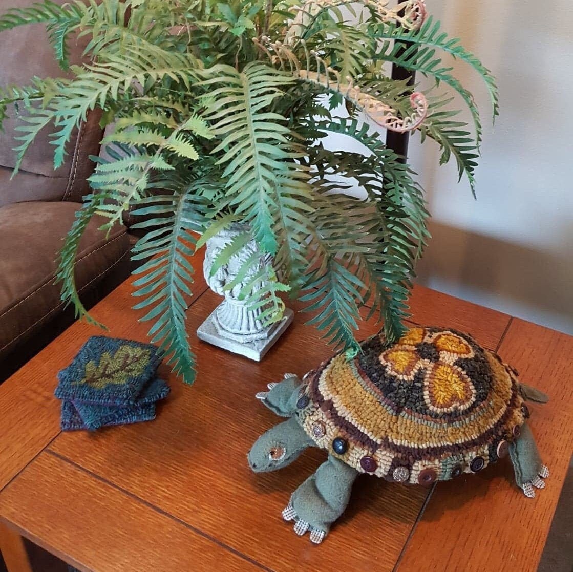 On the Move 3D Tortoise Rug Hooking Pattern | Etsy