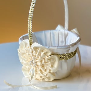 Flower Girl Basket Ivory Wedding Basket Gold Gold Flower Basket Ivory Flower Baskets Flower Girl Baskets Gift Proposal Wedding Baskets Cream