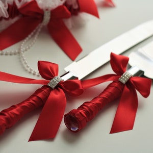 Red Cake Serving Set, Red Wedding Cake Cutting Set, Red Cake Server set, Bridal Garters, Wedding cake knife and Server Red Wedding knife set
