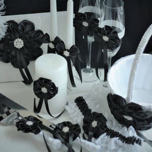 Black Wedding Accessories, Black Ring Pillow, Black Flower Girl Basket, Black Wedding Basket, Black Wedding Decor, Decorations