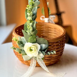 Willow Basket Large, Flower Girl Basket Willow Flower Basket Rustic Flower Girl Baskets Decorated Basket Wood Wedding Baskets Flower Baskets