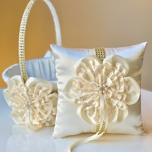 Ringträgerkissen und Blumenmädchen Korb Set, Elfenbein Hochzeit Korb Accessoires Ringkissen Goldhochzeitskissen Elfenbein Blumenkorb