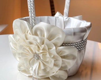 Bling Flower Basket Flower girl Basket Ivory Flower Basket Ivory Wedding Basket Bling Basket with Flower Girl Gift Proposal Baskets