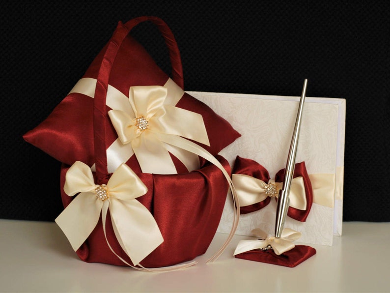 Fournitures de mariage oreiller anneau rouge fille fleur panier invit/é signe stylo livre jarreti/ère ensemble