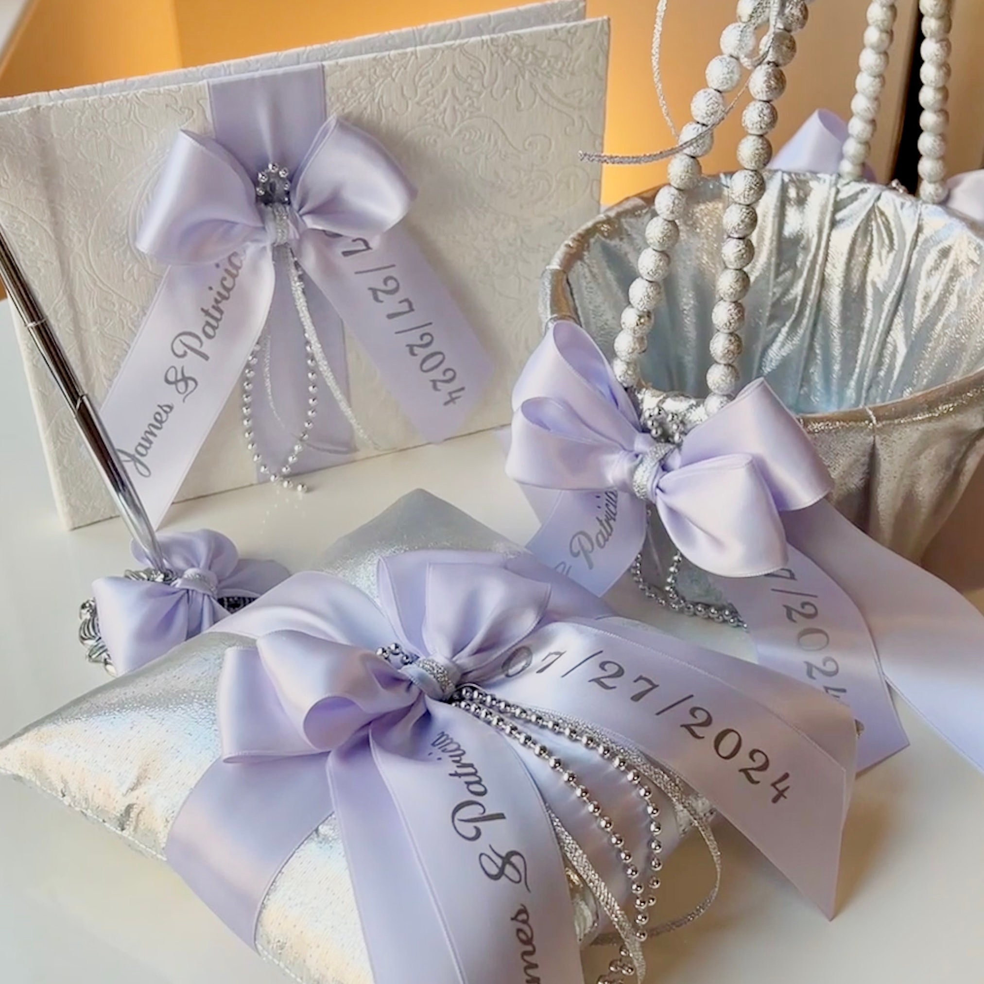 Cestino Vimini Decorativo Per Cerimonie, 21x25 Cm,con Nastri E Pizzo, Porta Fiori,Lancio Di Petali E Bouquet Da Sposa Per Damigelle (ROSA