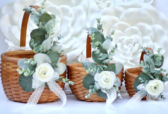 Small flower cheap girl baskets