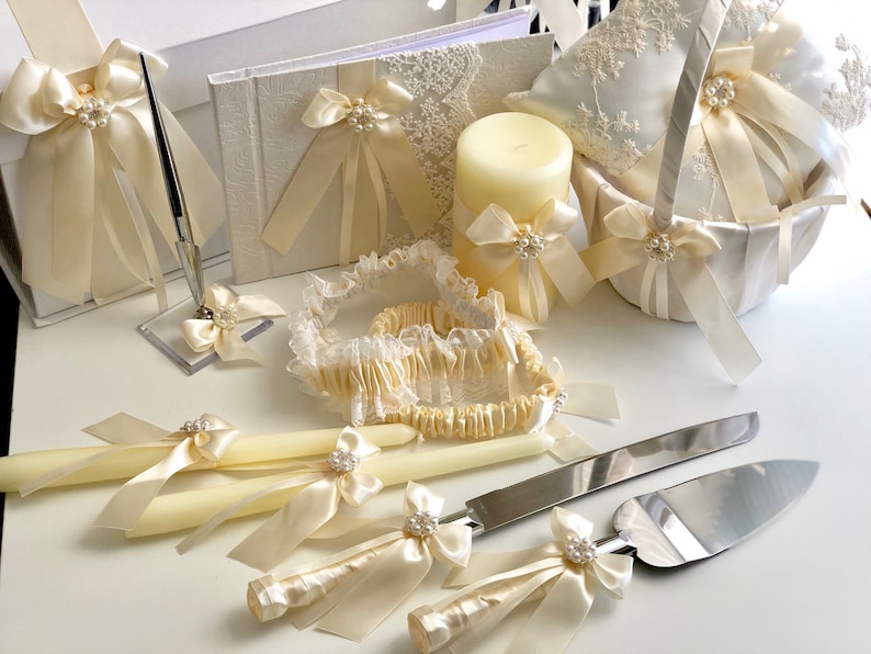 Ivory Cake Serving set, Ivory Cake Server Set, Beige Wedding Cake Cutting Set, Wedding cake knife and Server, Ivory Wedding knife set image 4