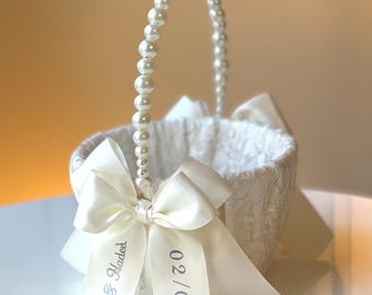 Custom Flower Girl Basket Ivory Wedding Basket Lace Basket for Wedding Decor Flower Girl Gift Proposal Ceremony Basket Personalized Basket