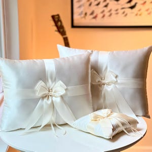 Elfenbenskorg för brudeflicka Beige bröllopskorg Elfenbenskorg med pärlehandtag för bröllop, presentförslag till brudeflicka, bröllopsdekorationer Blomkorgar bild 10