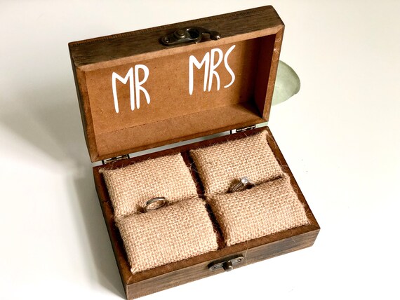 Wedding ring deals holder box