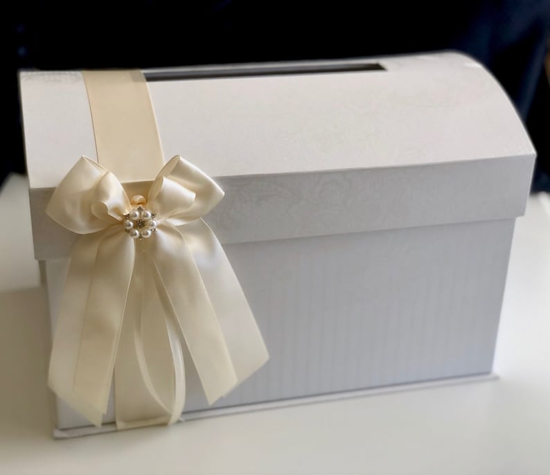 Ivory Cake Serving set, Ivory Cake Server Set, Beige Wedding Cake Cutting Set, Wedding cake knife and Server, Ivory Wedding knife set Card Box