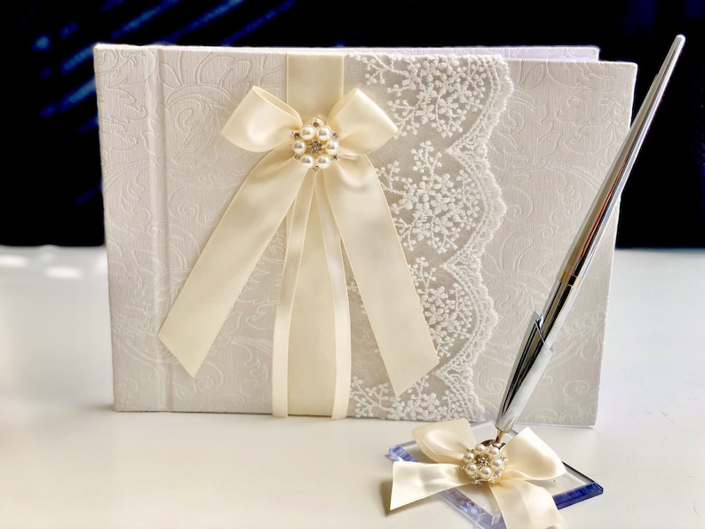 Ivory Cake Serving set, Ivory Cake Server Set, Beige Wedding Cake Cutting Set, Wedding cake knife and Server, Ivory Wedding knife set Guest Book with Pen