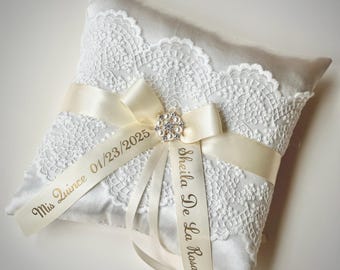 Quinceanera Pillows Set Ivory Gold Quince Tiara Pillow Quinceanera Kneeling Pillow Guest Book Party Decor Personalized Mis Quince Guest Book