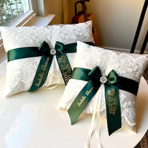 Quinceanera Pillow Set Hunter Green Quince Tiara Pillows Green Quinceañera Shoe Pillow Kneeling Pillow Green Custom Mis Quince Pillows
