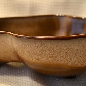 Frankoma Lazy Bones Bowl, Frankoma Brown Satin 3 legged bowl