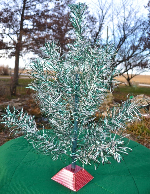 Vintage Tomar Imperial Arctic Emerald Aluminum Christmas Tree