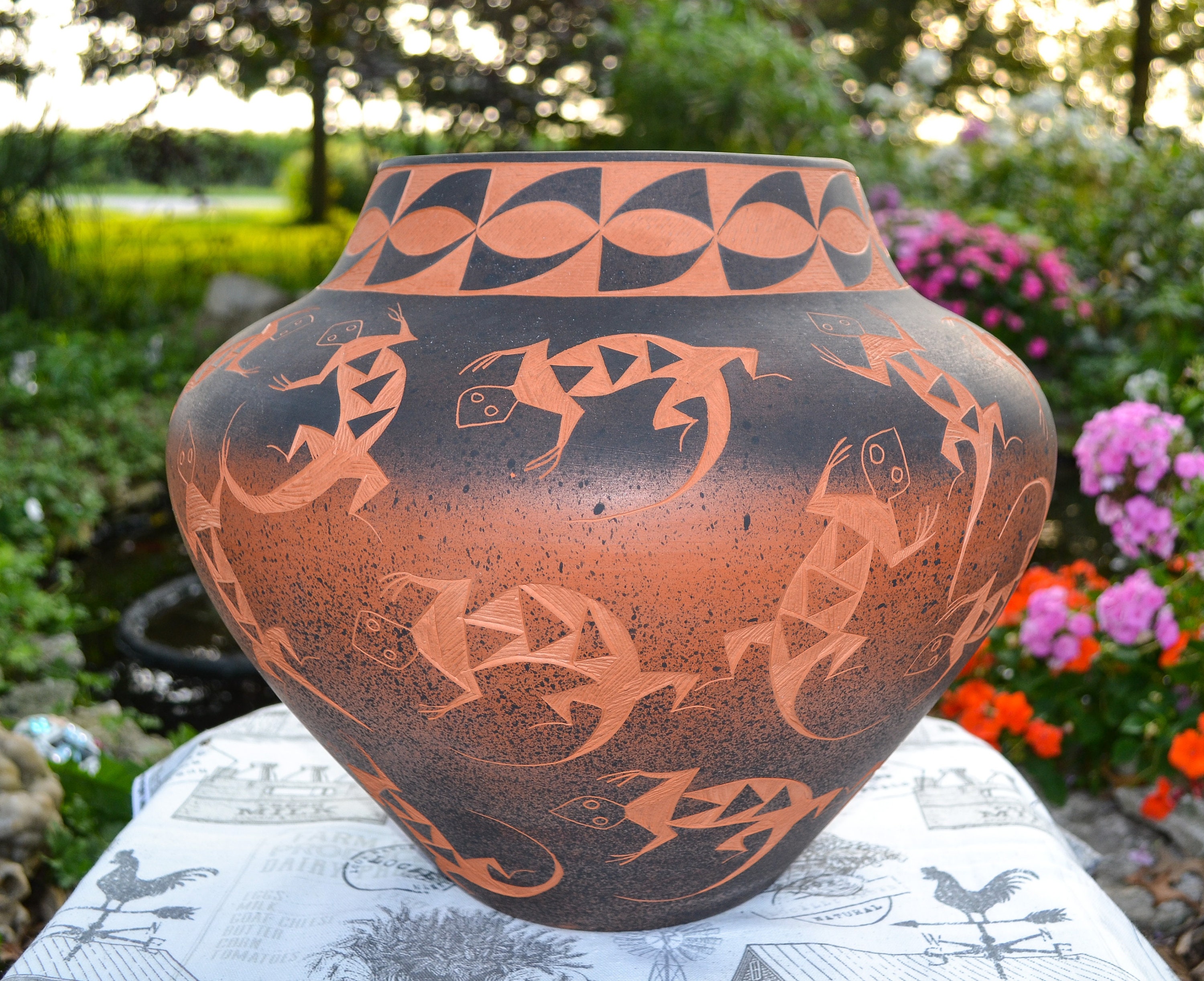 Kuutimaits'a Pot - Etsy