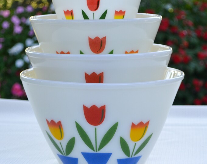 Vintage Fire King Ivory Tulip Nesting Bowls Anchor Hocking Etsy