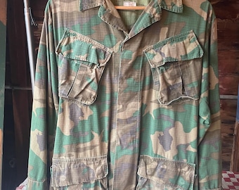 Vintage 1969 Vietnam War Era ERDL Camo Jungle Jacket USMC Distressed