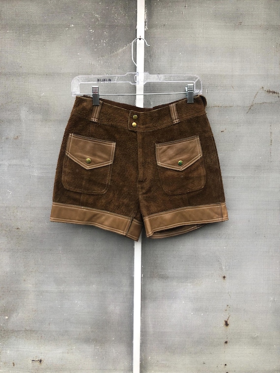 Vintage 60s Zig Zag Brand Suede Leather Shorts Hot Pants San