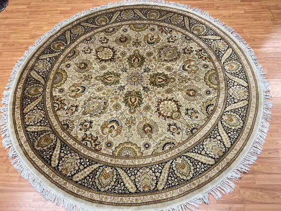 7' x 7' Round Pakistani Floral Oriental Rug - Full Pile - Hand Made - 100% Wool