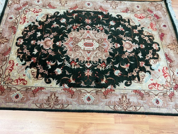 3'2" x 4'9" Floral Turkish Oriental Rug - Full Pile - Hand Made - Wool & Silk